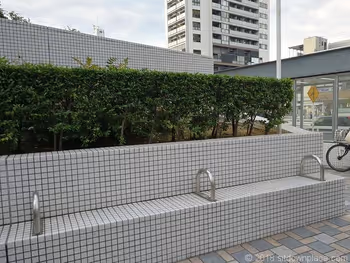 Bench around Nakameguro GT