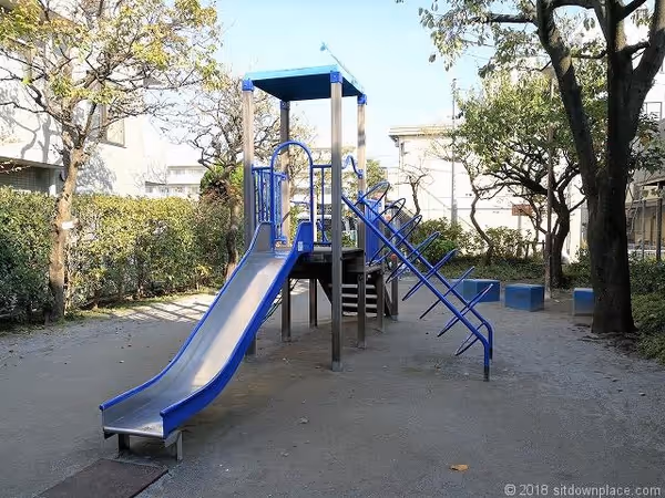 矢口南児童公園 新田神社前の写真5