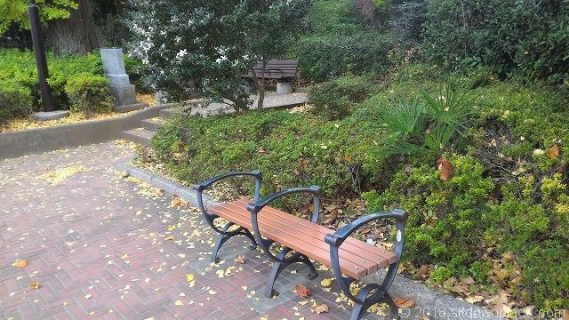 Photo of Yotsuya Station | Rest Spot at Yotsuya Mitsuke Park 1