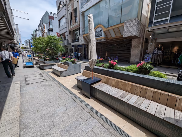 Photo of Motomachi-Chukagai Station | Rest Spot on Motomachi Shopping Street 6