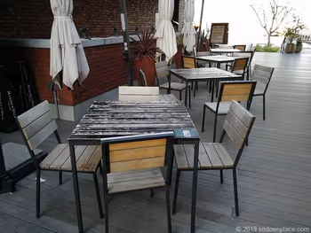 마린 앤 워크 4인용 나무 테이블