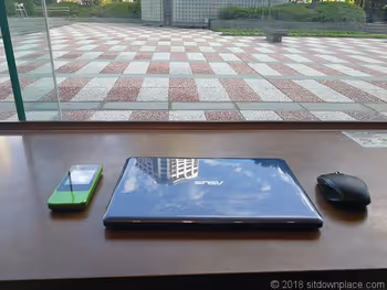 Nomad/Remote work at the 1F rest space of Gate City Osaki Part 1