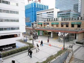 田町駅西口ペデストリアンデッキの景観