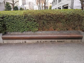 Granpark后侧的Bench
