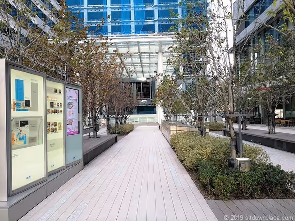 ムスブ田町 2F イベント広場の写真3