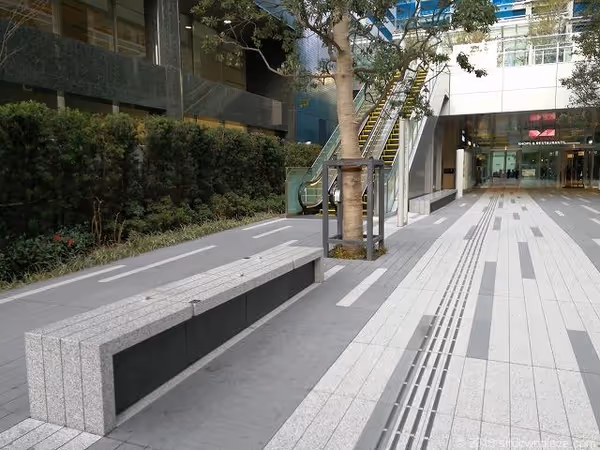 ムスブ田町 2F イベント広場の写真1