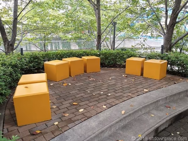 大崎センタービル前広場の写真4