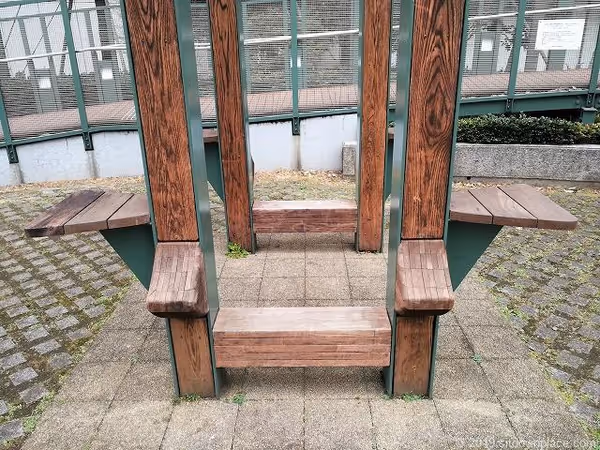 Photo of Yoyogi Station | Rest Spot in the Plaza Next to Takashimaya Times Square 5