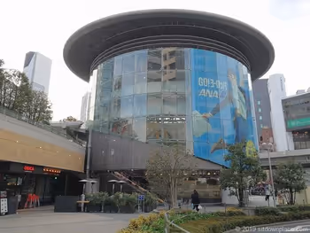 六本木ヒルズメトロハットの外観