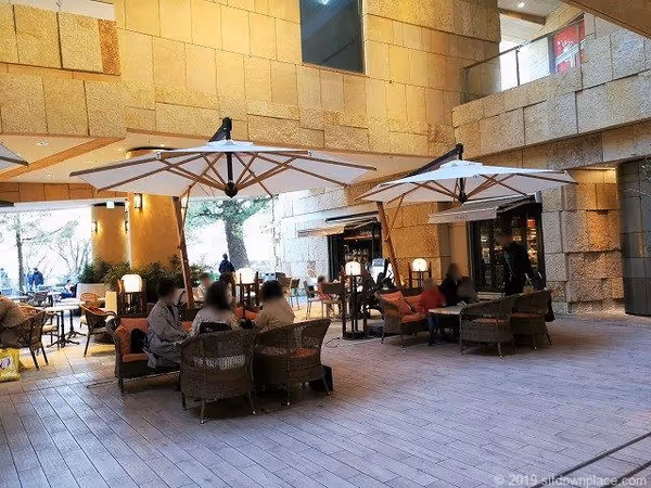 六本木ヒルズ ヒルサイドB2F 休憩スペースの写真6