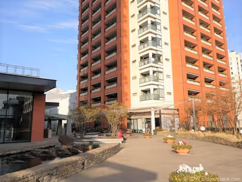 六本木新城榉坂3楼外观