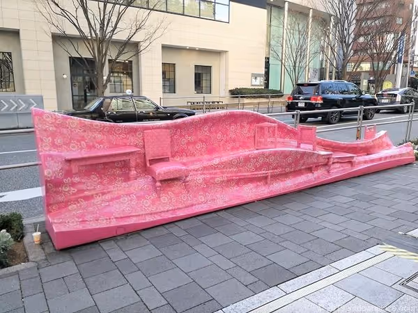 Photo of Roppongi Station | Keyakizaka Street Rest Spot with Street Furniture 3