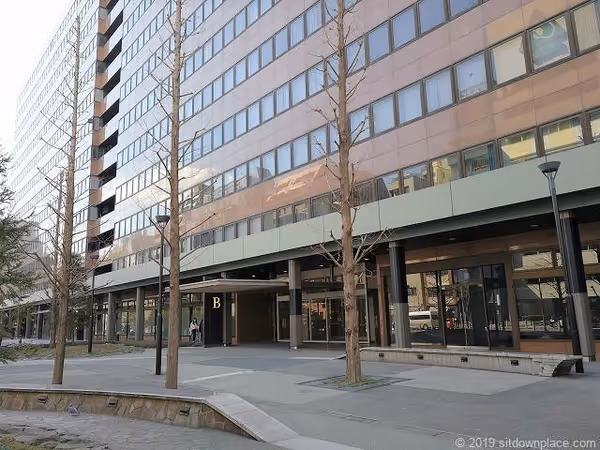 芝パークビル前の写真1