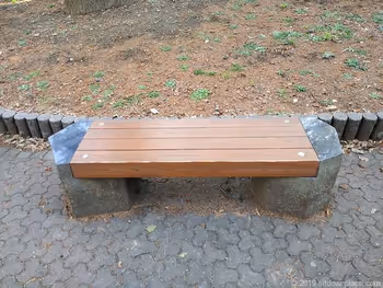 芝公园23号地的长椅