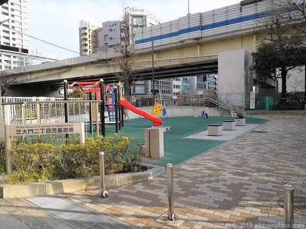 Foto von 芝大門二丁目児童遊園 1