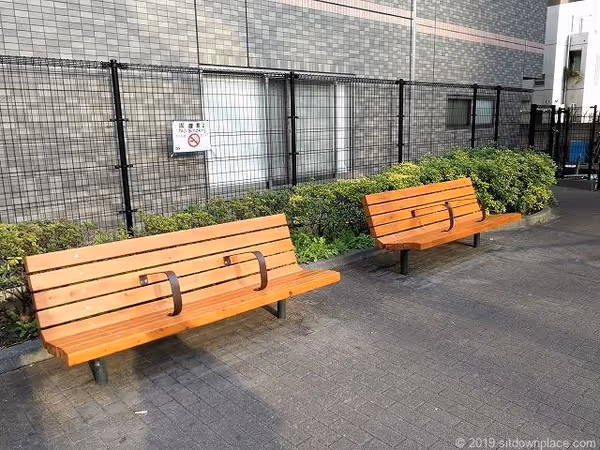 Photo of Hamamatsucho Station | Rest Spot at Hamamatsucho 4-chome Children's Park 2