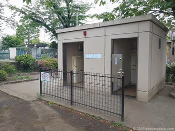 메이세이 공원의 오스토메이트