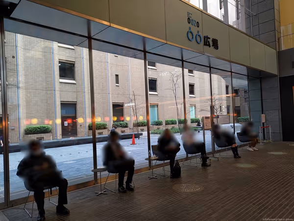 丸の内オアゾ OO広場の写真2