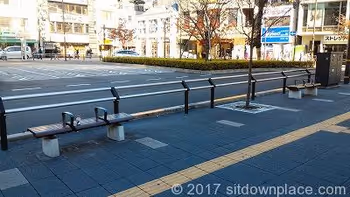 기타센주 동쪽 출구 로터리