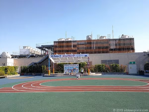 マルイ ノクティプラザ屋上広場の写真6