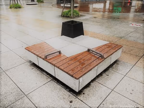 南口広場の写真3