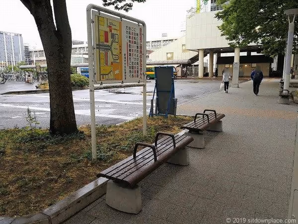 プラーカ1前 ウィラーバス停付近の写真3