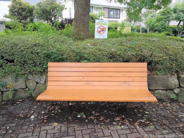 Photo of Bunbai River Station | Katamachi Park Nitta Yoshisada Statue Nearby Rest Spot 4