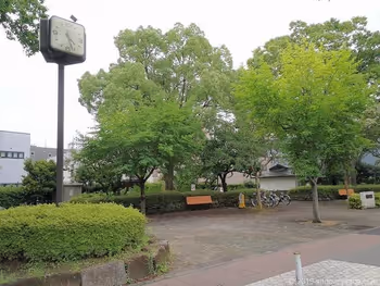 分倍河原站前的片町公園的景觀