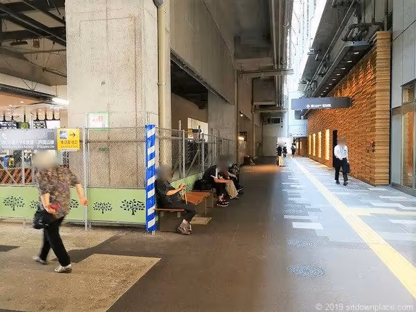 新幹線中央改札口前の写真5