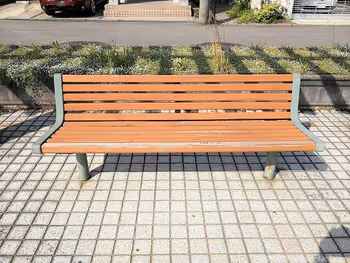 いたち川的椅子