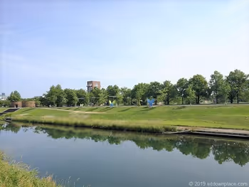 从いたち川可以看到Canal Park