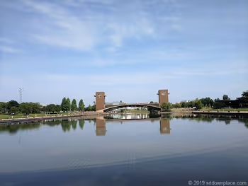 環水公園卡納爾公園的泉與瀑布的景觀