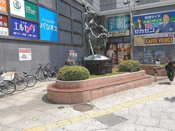 【立川駅】曙橋交差点付近 フロム中武前の休憩場所