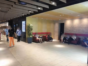 【名古屋駅】KITTE名古屋B1F BIMI yokochoの休憩場所