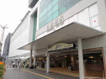 JR小田原站步行平台入口