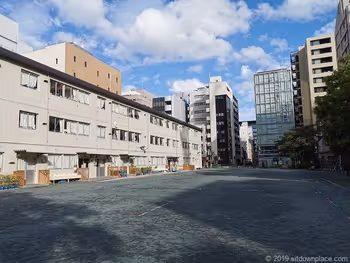 School building of Sakamoto Elementary School