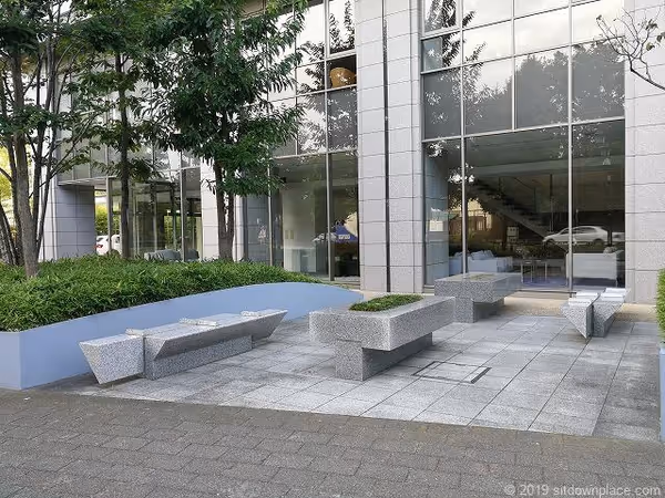 池之端門付近 不忍通り沿いの写真3