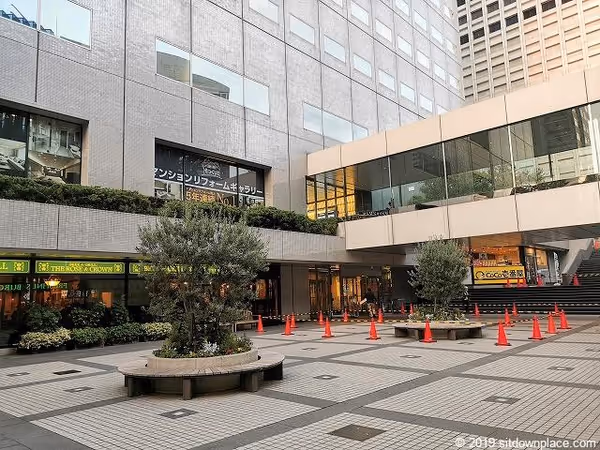 Photo of Shinjuku Station | NS Building 1F Outdoor Plaza Rest Spot 2