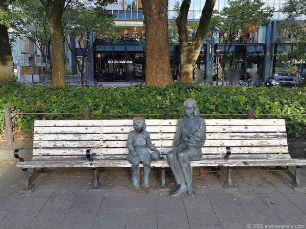 愛の広場の写真3