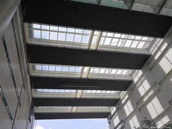 하마마츠역 갤러리 몰 소라모의 천장