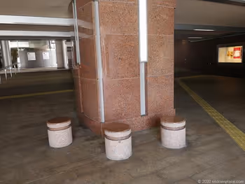 하마마츠역 아크트 거리 입구의 휴식 공간