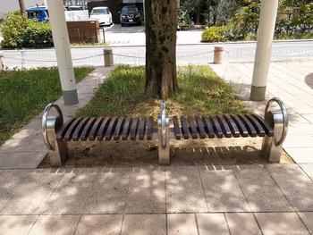 浜松站Act街的長椅1