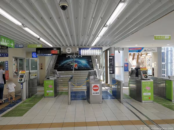 Photo of Shin-Hamamatsu Station | Rest Spot in Front of Ticket Gates 1