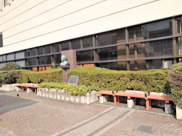 西口ペデストリアンデッキの写真2