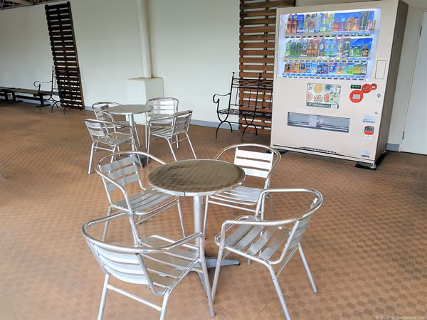 東武6F 屋上憩いの広場の写真4