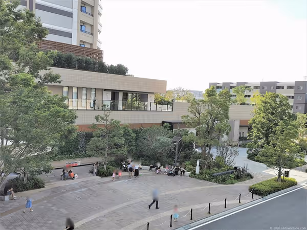 パークシティ ザ・ガーデン 地上広場の写真3