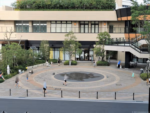 パークシティ ザ・ガーデン 地上広場の写真2