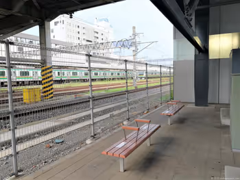 宇都宮駅 東口ロータリー前の休憩場所2