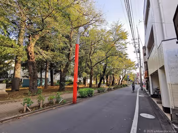 Soshigaya-dori Street near the Fureai Promenade at Soshigaya-Okura Station