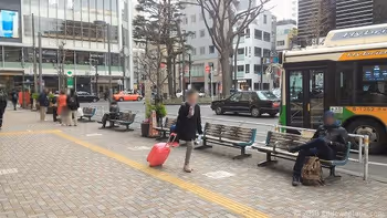 에비스역 로터리 앞의 앉아서 쉴 수 있는 휴식 장소